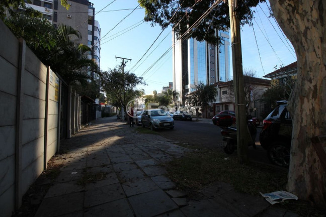 Imagem Terreno à Venda, 483 m² em Petrópolis - Porto Alegre Imagem Terreno à Venda, 483 m² em Petrópolis - Porto Alegre