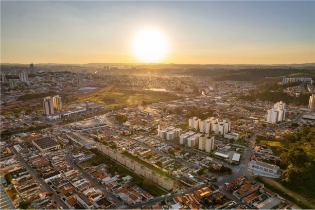 Imagem Terreno à Venda, 1.830 m² em Ponte De São João - Jundiaí Imagem Terreno à Venda, 1.830 m² em Ponte De São João - Jundiaí
