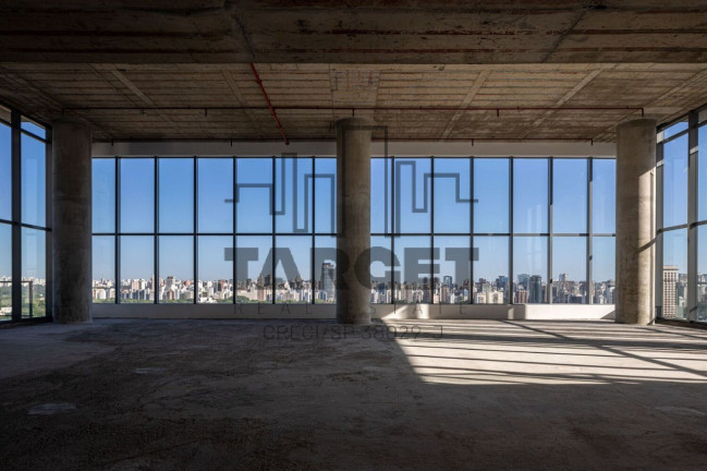 Imóvel à Venda, 750 m² em Pinheiros - São Paulo