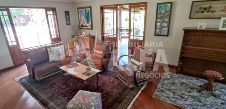 Imagem Casa com 3 Quartos à Venda, 1.500 m² em Algarve - Cotia