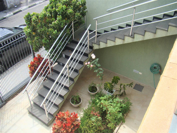 Casa com 3 Quartos à Venda, 220 m² em Baronesa - Osasco