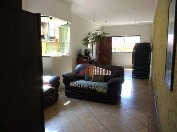 Sobrado com 3 Quartos à Venda, 268 m² em Vila Constança - São Paulo