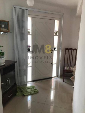 Imagem Sobrado com 3 Quartos à Venda, 244 m² em Guaíra - Curitiba