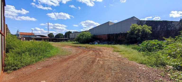 Imagem Terreno à Venda, 1.125 m² em Parque Industrial E Empresarial Catharina Biazio O - Iracemápolis Imagem Terreno à Venda, 1.125 m² em Parque Industrial E Empresarial Catharina Biazio O - Iracemápolis