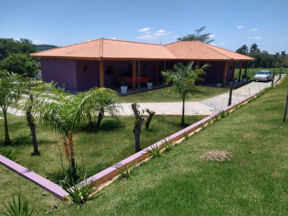 Chácara com 3 Quartos à Venda, 310 m² em Zona Distribuidora - Sarapuí