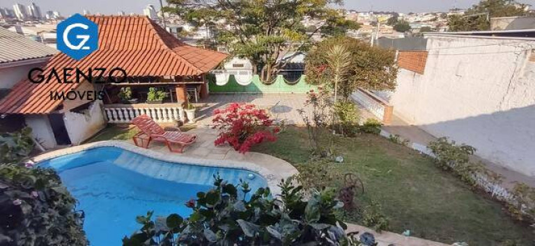 Casa com 3 Quartos à Venda, 350 m² em Vila Yolanda - Osasco