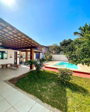 Casa com 4 Quartos à Venda, 230 m² em Praia Do Morro - Guarapari