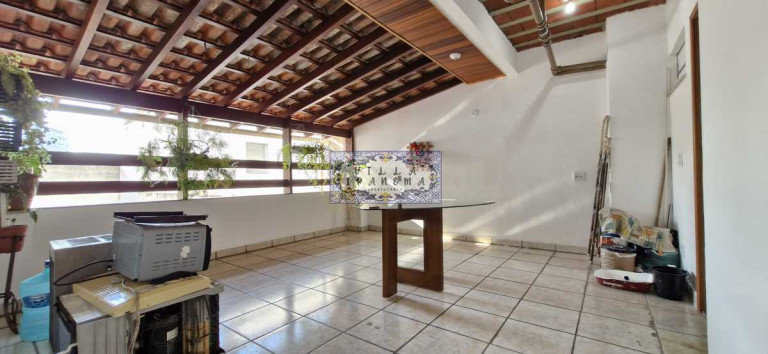Imagem Casa de Vila com 6 Quartos à Venda, 300 m² em Tijuca - Rio De Janeiro Imagem Casa de Vila com 6 Quartos à Venda, 300 m² em Tijuca - Rio De Janeiro