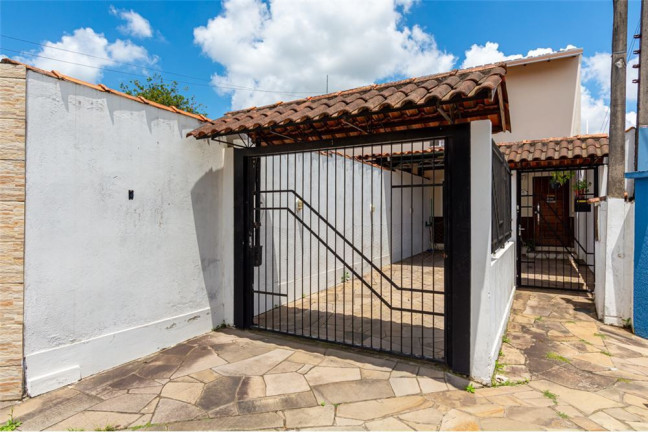 Casa com 2 Quartos à Venda,  em Olaria - Canoas