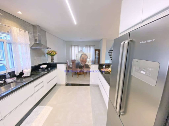 Imagem Casa com 3 Quartos à Venda, 277 m² em Residencial Dos Lagos - Cotia Imagem Casa com 3 Quartos à Venda, 277 m² em Residencial Dos Lagos - Cotia