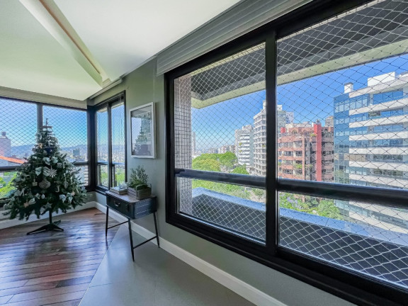Imagem Apartamento com 4 Quartos à Venda, 237 m² em Auxiliadora - Porto Alegre