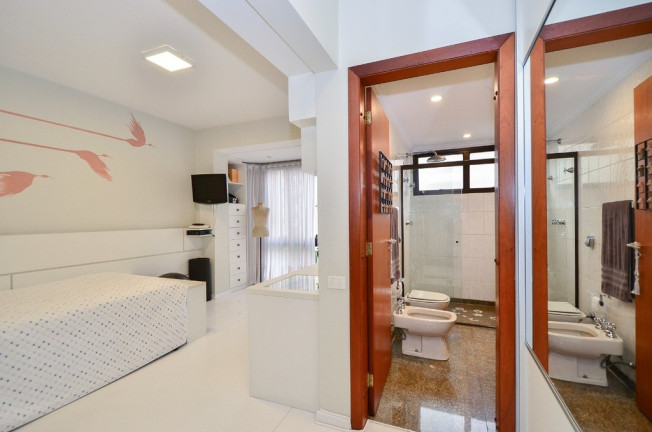 Imagem Apartamento com 4 Quartos à Venda, 226 m² em Morumbi - São Paulo Imagem Apartamento com 4 Quartos à Venda, 226 m² em Morumbi - São Paulo