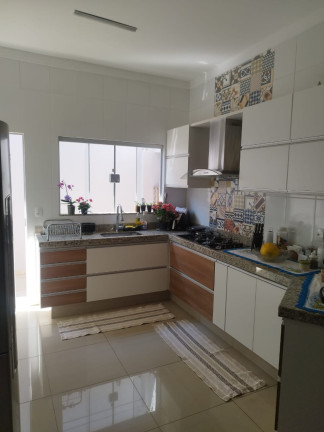 Imagem Casa com 3 Quartos à Venda, em Residencial Meireles - Franca Imagem Casa com 3 Quartos à Venda, em Residencial Meireles - Franca