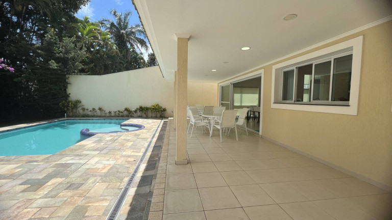 Imagem Casa com 5 Quartos à Venda, 327 m² em Riviera De São Lourenço - Bertioga Imagem Casa com 5 Quartos à Venda, 327 m² em Riviera De São Lourenço - Bertioga