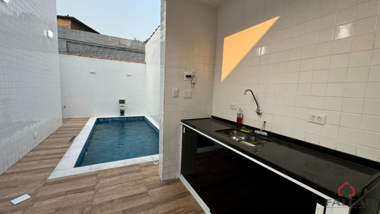 Imagem Casa com 3 Quartos à Venda, 180 m² em Aparecida - Santos Imagem Casa com 3 Quartos à Venda, 180 m² em Aparecida - Santos