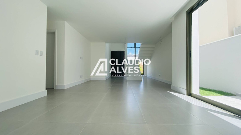Imagem Casa de Condomínio com 4 Quartos à Venda, 225 m² em Papagaio - Feira De Santana Imagem Casa de Condomínio com 4 Quartos à Venda, 225 m² em Papagaio - Feira De Santana