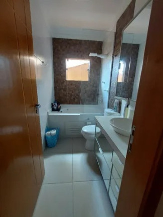 Imagem Casa com 3 Quartos à Venda, 196 m² em Campestre - Santo André