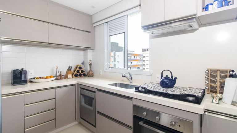 Imagem Apartamento com 3 Quartos à Venda, 102 m² em Centro - Florianópolis Imagem Apartamento com 3 Quartos à Venda, 102 m² em Centro - Florianópolis