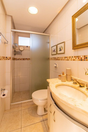 Imagem Imóvel com 4 Quartos à Venda, 335 m² em Rio Branco - Porto Alegre