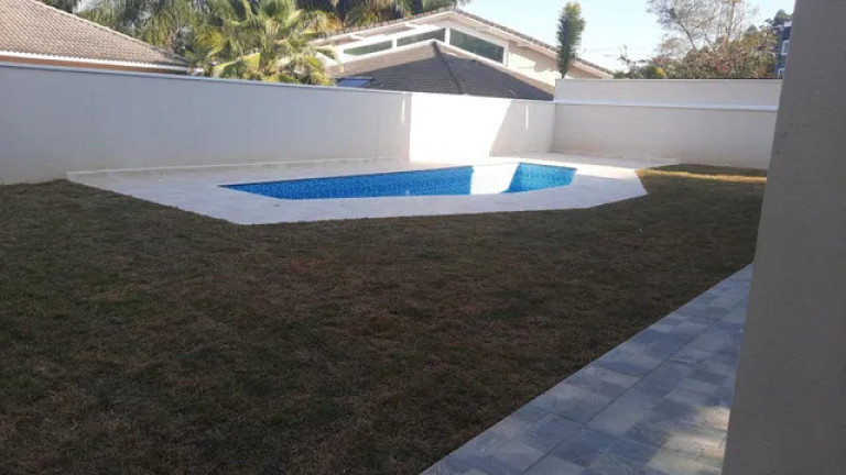 Imagem Casa com 3 Quartos à Venda, 235 m² em Pitas - Cotia