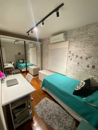 Imagem Casa com 4 Quartos à Venda, 240 m² em Jardim Aeroporto - São Paulo