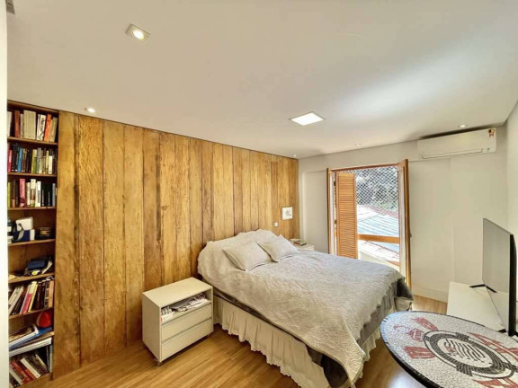 Imagem Casa com 5 Quartos à Venda, 302 m² em Golf Village - Carapicuíba