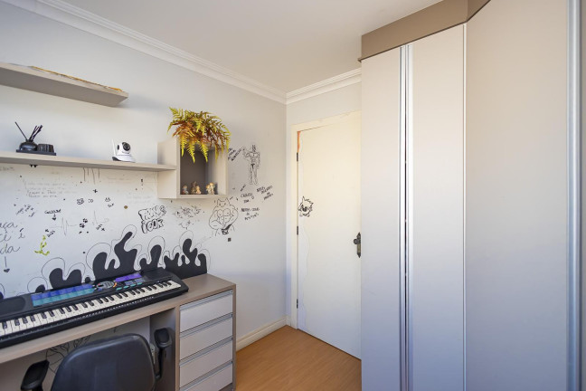 Imagem Casa com 3 Quartos à Venda, 230 m² em Cidade Industrial - Curitiba Imagem Casa com 3 Quartos à Venda, 230 m² em Cidade Industrial - Curitiba