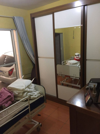 Imagem Casa com 2 Quartos à Venda, 250 m² em Taboão - Diadema