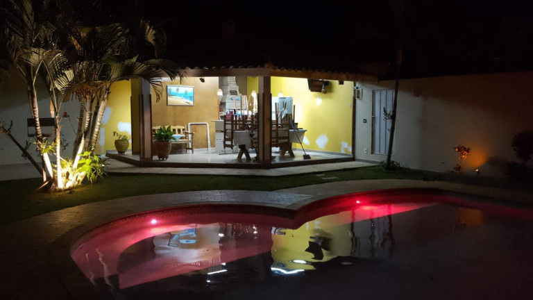 Imagem Casa com 3 Quartos à Venda, 300 m² em Green Village - Avaré