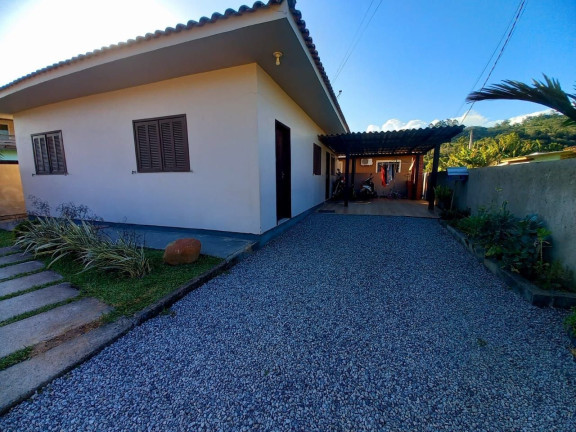 Imagem Imóvel com 7 Quartos à Venda, 170 m² em Ressacada - Garopaba Imagem Imóvel com 7 Quartos à Venda, 170 m² em Ressacada - Garopaba