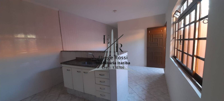 Imagem Casa com 2 Quartos à Venda,  em Itatiba