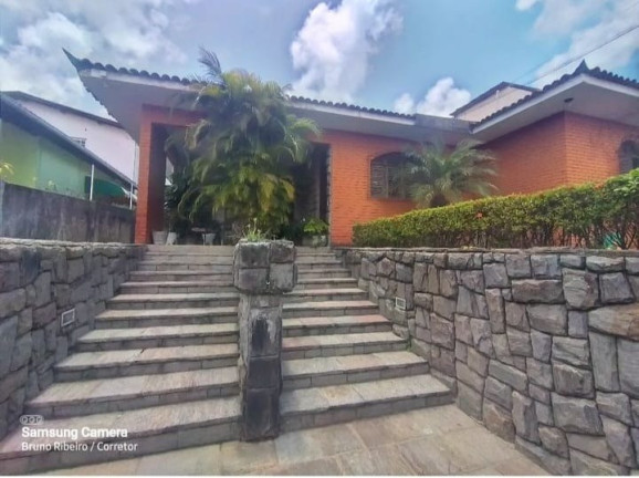 Imagem Casa com 4 Quartos à Venda, 672 m² em Tambaú - João Pessoa