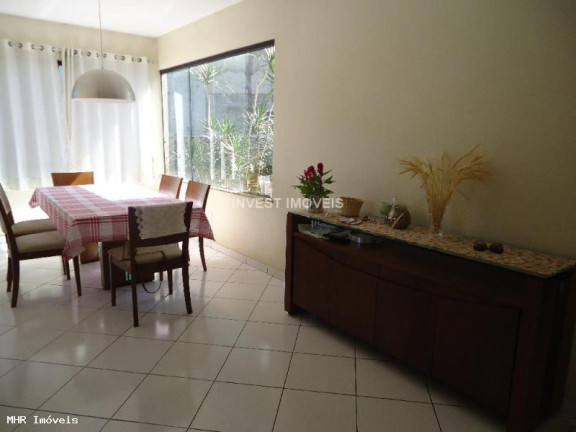 Imagem Casa com 3 Quartos à Venda, 480 m² em Bom Pastor - Juiz De Fora Imagem Casa com 3 Quartos à Venda, 480 m² em Bom Pastor - Juiz De Fora