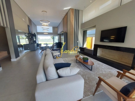 Imagem Casa de Condomínio com 4 Quartos à Venda, 240 m² em Remanso - Xangri-la