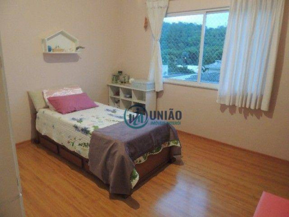 Imagem Casa com 5 Quartos à Venda, 320 m² em Rio Do Ouro - Niterói Imagem Casa com 5 Quartos à Venda, 320 m² em Rio Do Ouro - Niterói