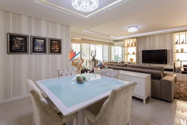 Imagem Apartamento com 3 Quartos à Venda, 148 m² em Centro - Florianópolis