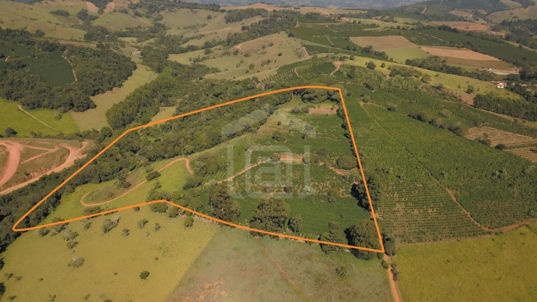 Imóvel com 1 Quarto à Venda, 3 m² em Pinhalzinho - Campestre