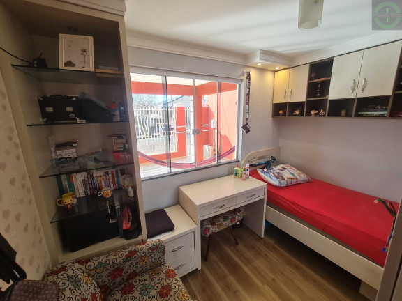 Imagem Casa com 4 Quartos à Venda, 220 m² em Contorno - Ponta Grossa Imagem Casa com 4 Quartos à Venda, 220 m² em Contorno - Ponta Grossa