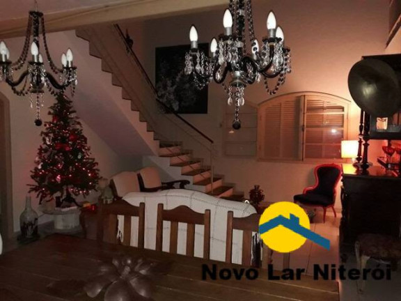 Imagem Casa com 5 Quartos à Venda, 250 m² em Piratininga - Niterói Imagem Casa com 5 Quartos à Venda, 250 m² em Piratininga - Niterói