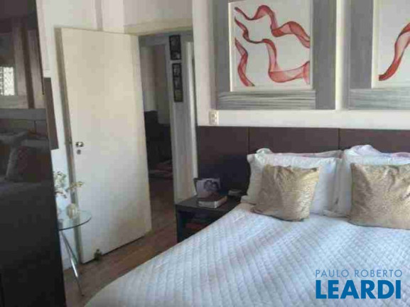 Imagem Apartamento com 3 Quartos à Venda, 107 m² em Bela Vista - Santo André