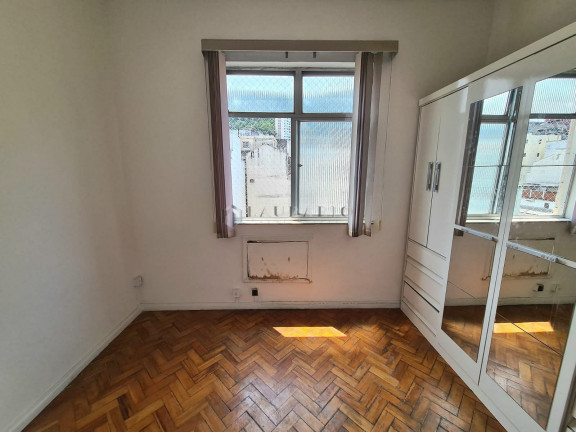 Imagem Apartamento com 1 Quarto à Venda, 65 m² em Copacabana - Rio De Janeiro Imagem Apartamento com 1 Quarto à Venda, 65 m² em Copacabana - Rio De Janeiro