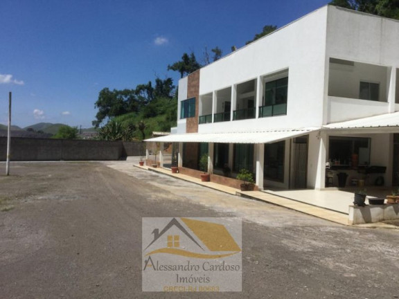 Chácara com 8 Quartos à Venda, 1.000 m² em Candelária - Volta Redonda