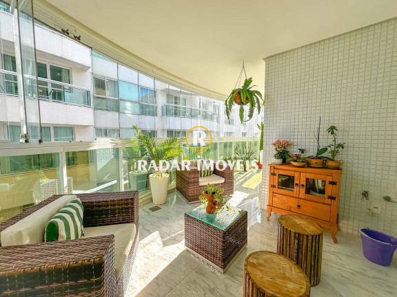 Imagem Apartamento com 3 Quartos à Venda, 160 m² em Braga - Cabo Frio