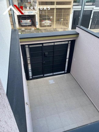 Imagem Sobrado com 3 Quartos à Venda,  em Vila Darli - São Paulo