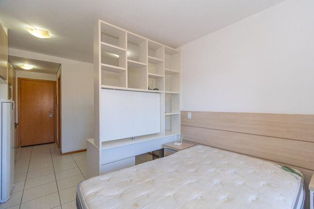 Imagem Apartamento com 1 Quarto para Alugar, 27 m² em Centro - Curitiba