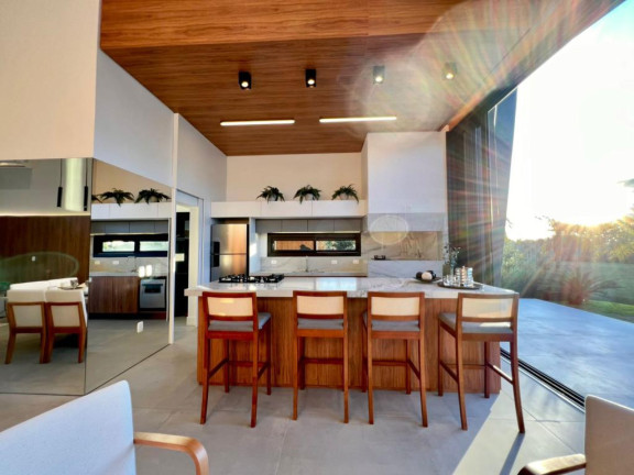 Imagem Casa com 4 Quartos à Venda, 250 m² em -- - Capao Da Canoa Imagem Casa com 4 Quartos à Venda, 250 m² em -- - Capao Da Canoa