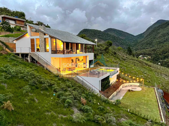 Casa com 4 Quartos à Venda, 750 m² em Vargem Grande - Teresópolis
