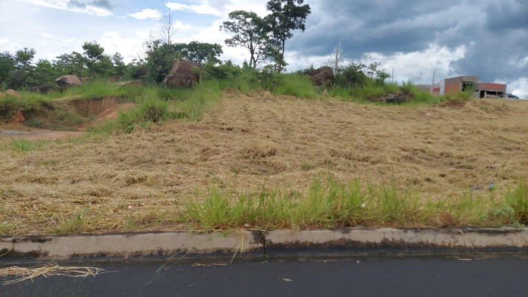 Imagem Terreno à Venda, 180 m² em Julio Ustrito - Salto Imagem Terreno à Venda, 180 m² em Julio Ustrito - Salto