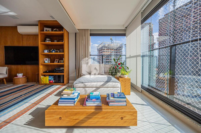 Imagem Apartamento com 3 Quartos à Venda, 145 m² em Jardim Das Acácias - São Paulo