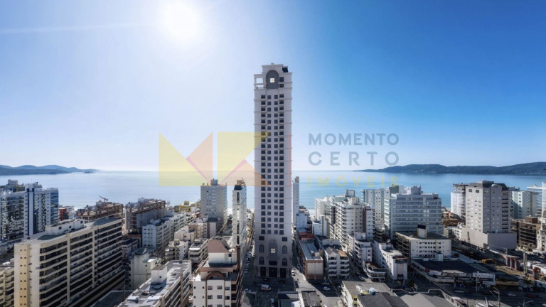 Apartamento com 4 Quartos à Venda, 215 m² em Meia Praia - Itapema